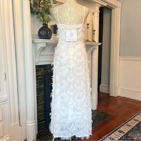 NWT ALL PRETTY GIRLS White Chaya Fringe Detail Maxi Dress Size Medium - Picture 9 of 13